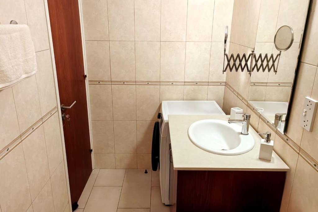 Teo Apartment Paphos ภายนอก รูปภาพ