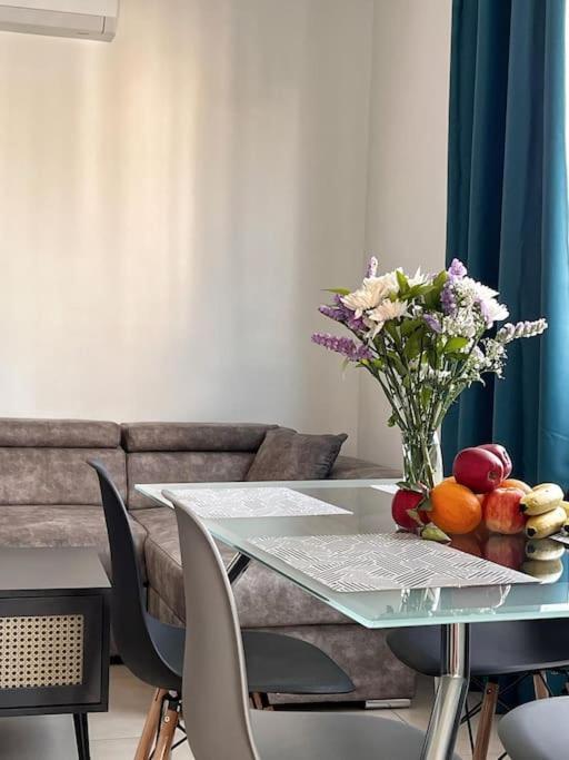 Teo Apartment Paphos ภายนอก รูปภาพ